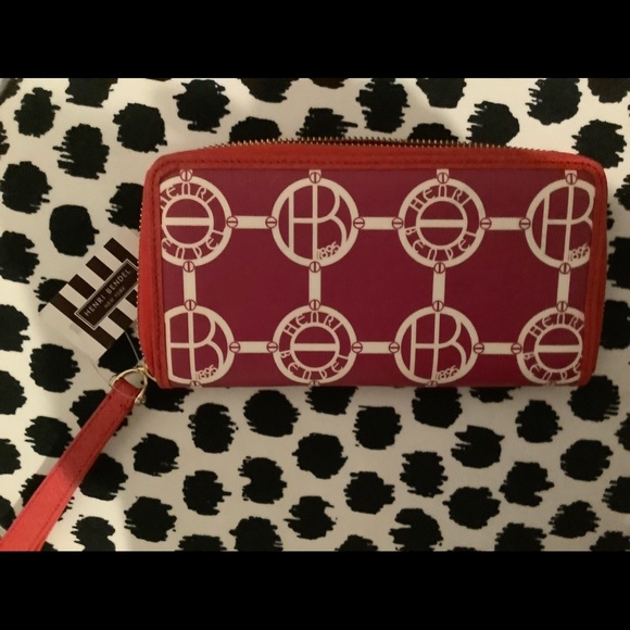 Henri Bendel fushia/white monogram zip wallet - Picture 2 of 6